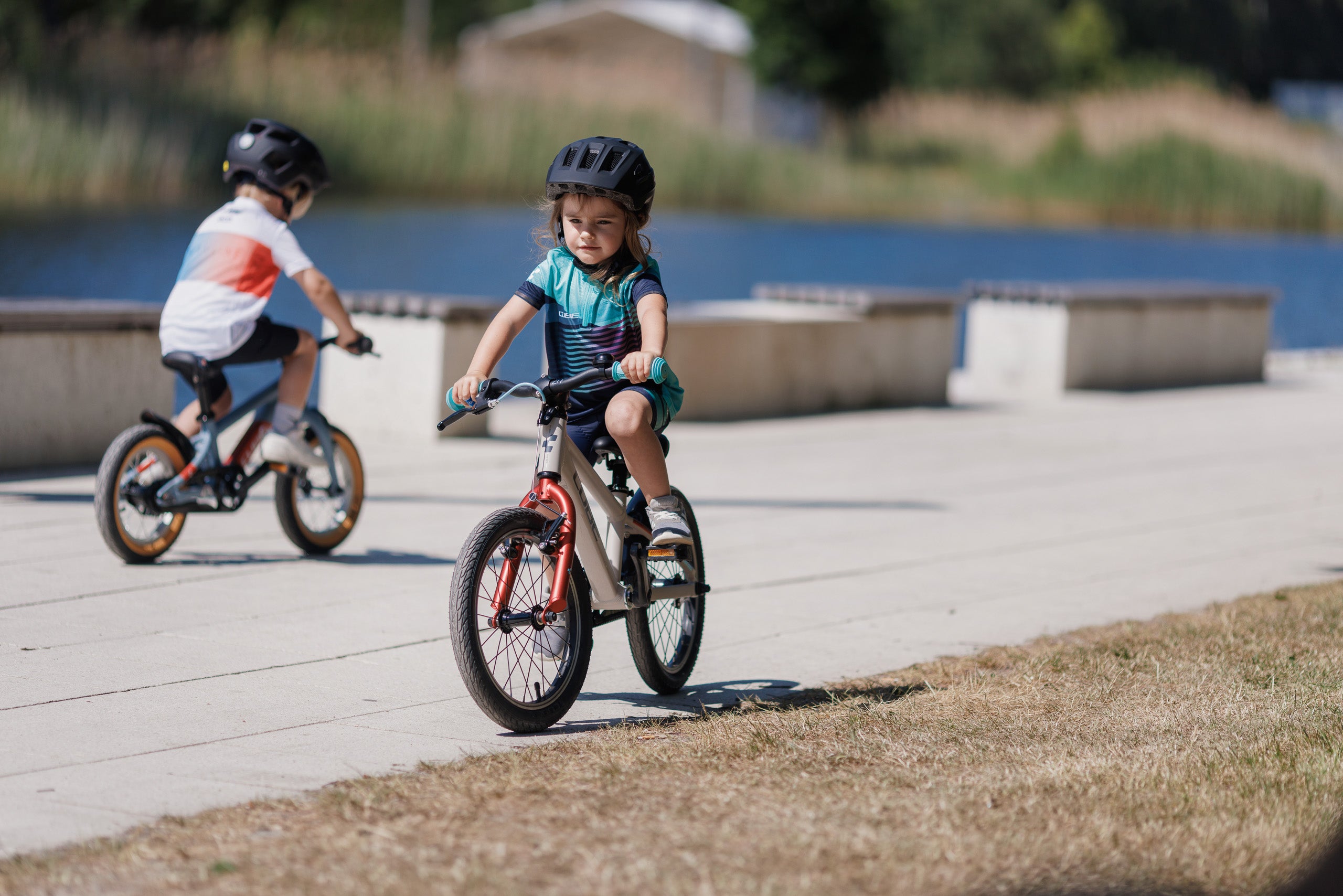 Boys cube bikes hotsell