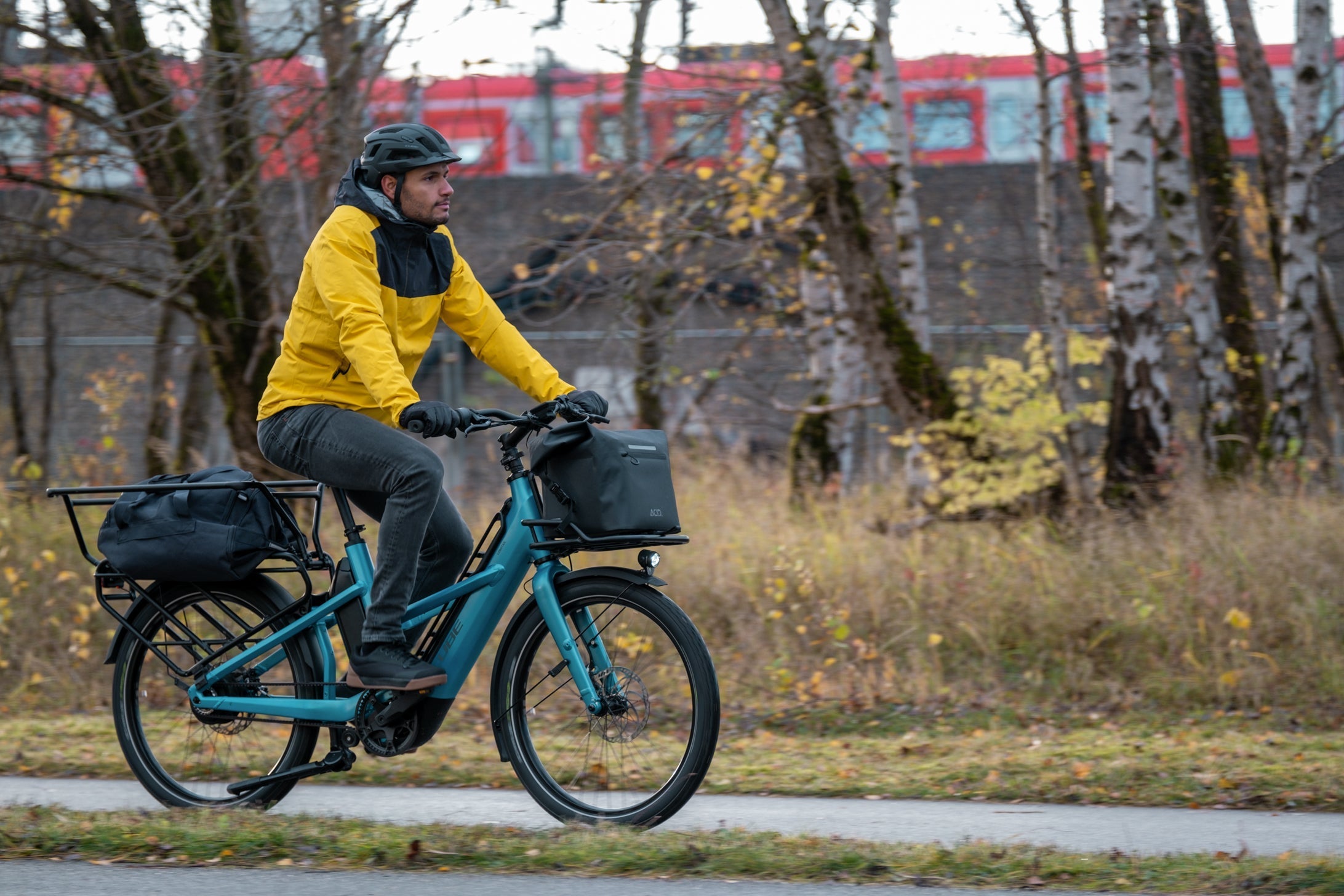 Men's cycling jackets from CUBE