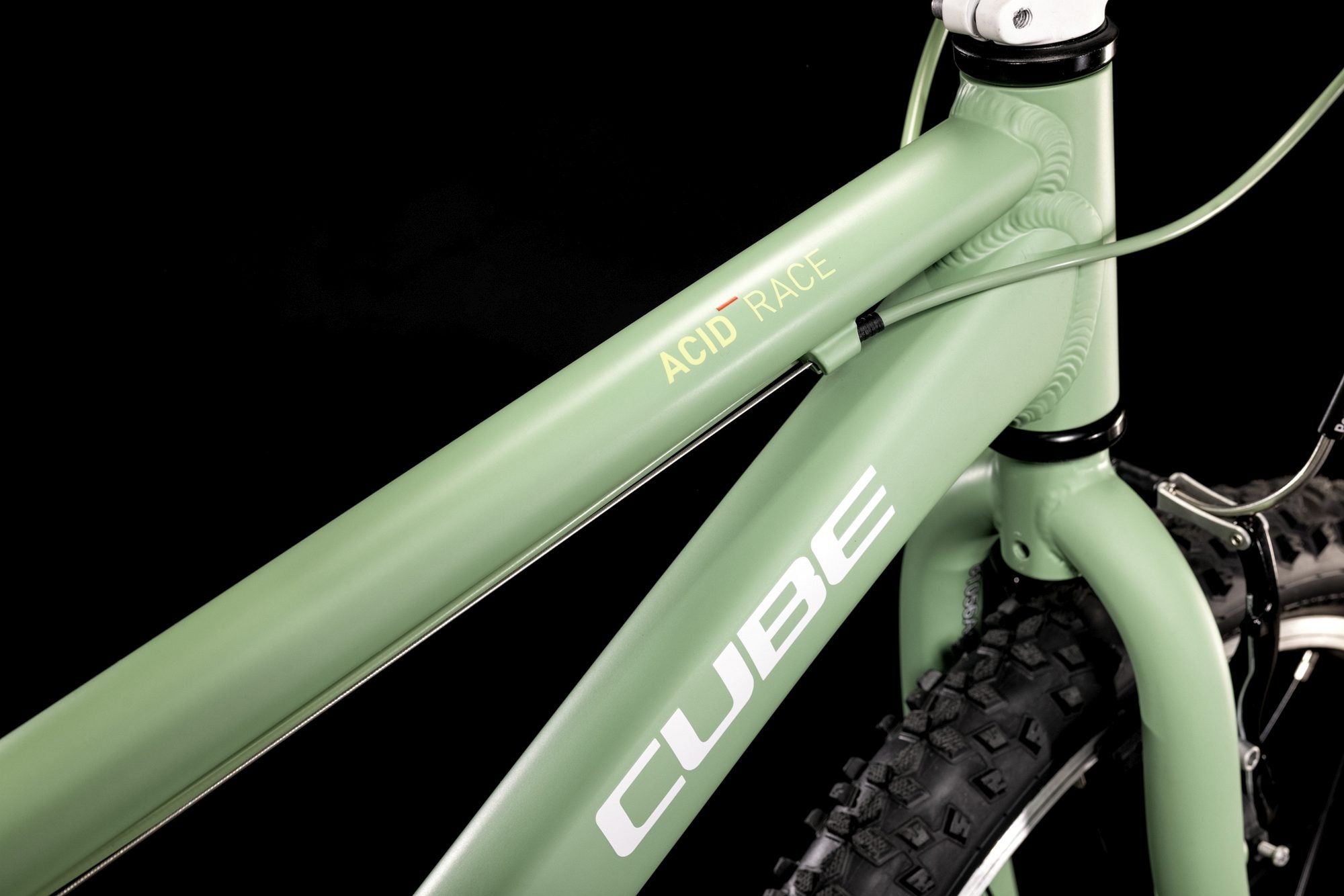 Cube race 200 bike best sale