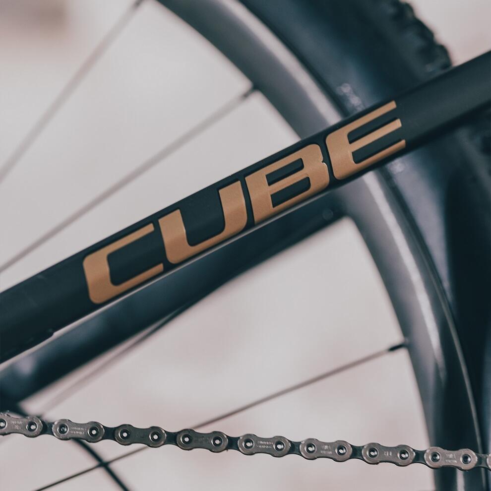 CUBE AMS HYBRID ONE44 C:68X SLT 400X 29 CARBON/GOLDDUST 2024